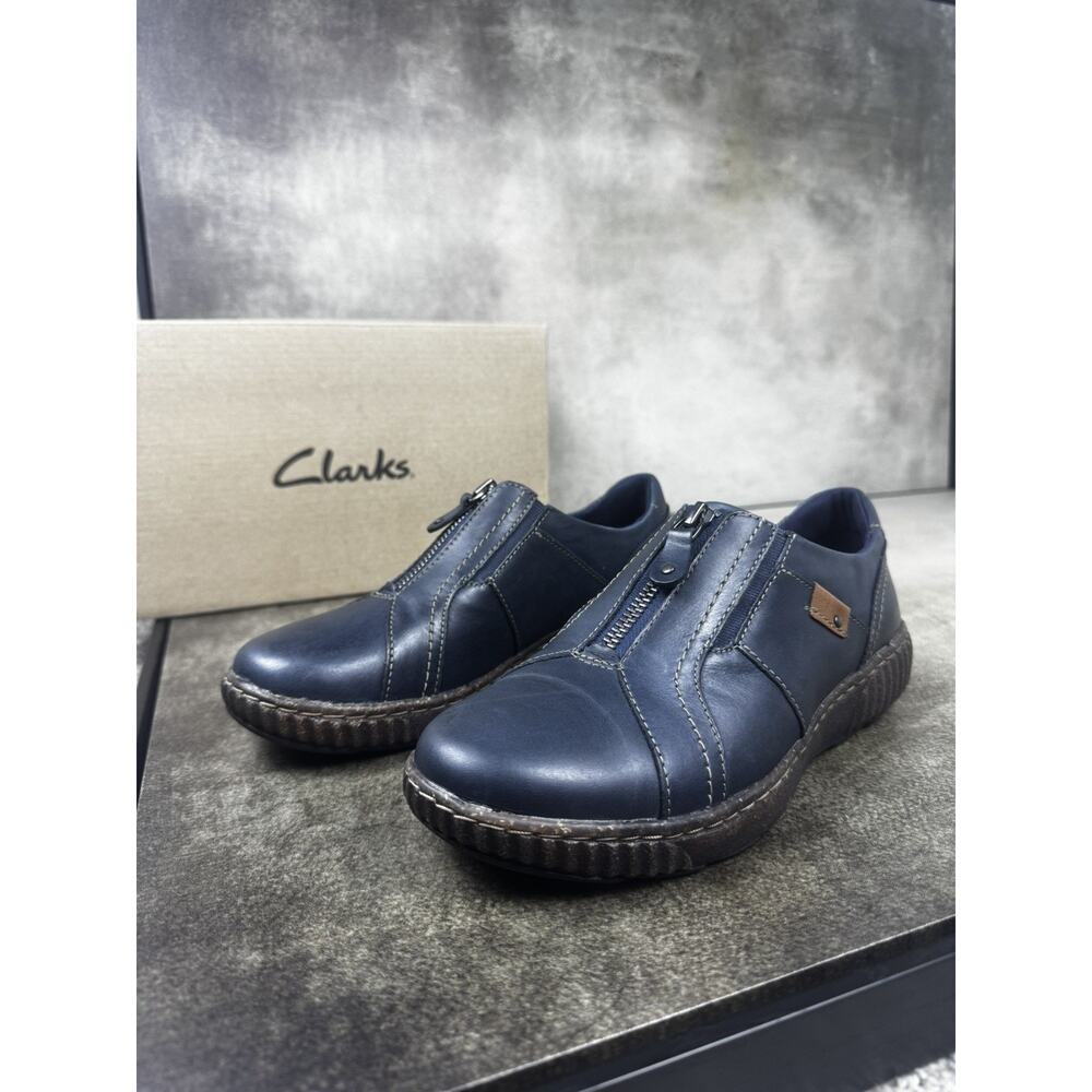 Clarks Magnolia Zip Navy Leather Sneaker 7.5M EU 38 NIB